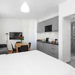 The - Swiss Aparthotel Montreux