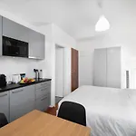 The - Swiss Ξενοδοχείο με διαμερίσματα 5*